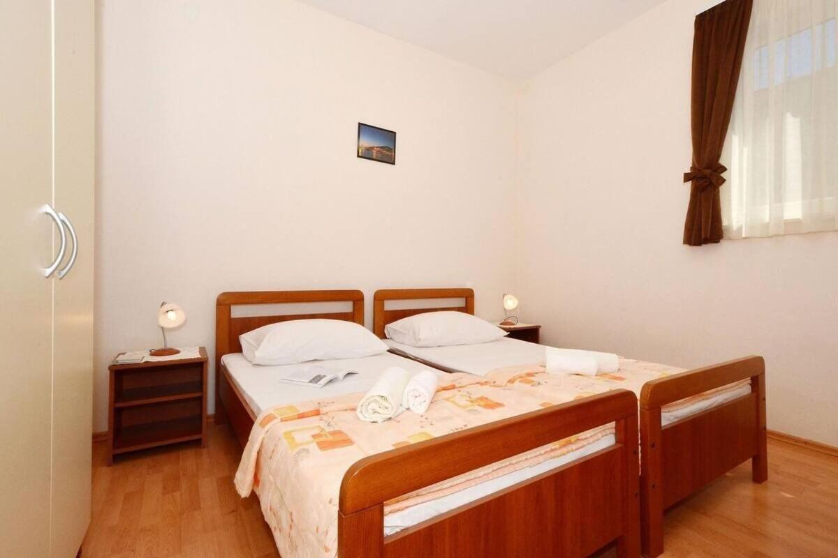 Apartments Sima Трогир Экстерьер фото