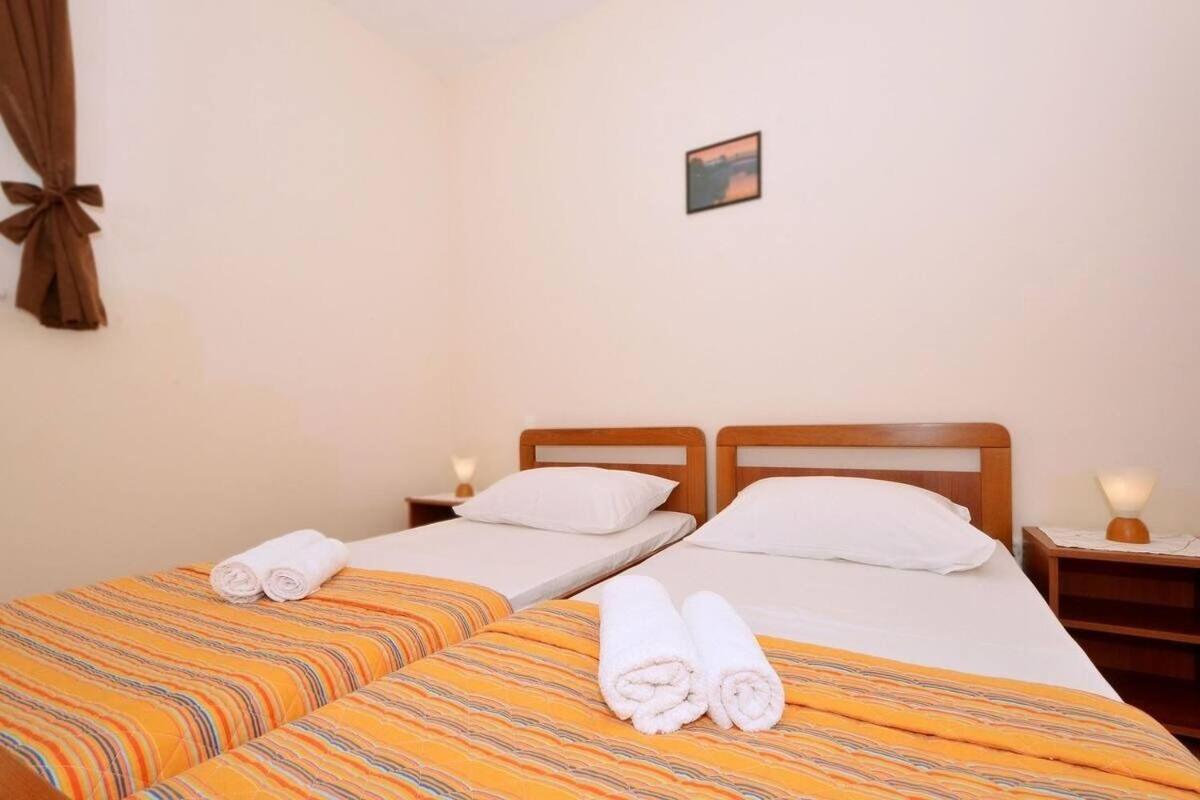 Apartments Sima Трогир Экстерьер фото